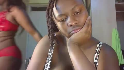 naughty_jazmine online show from 10.06.25