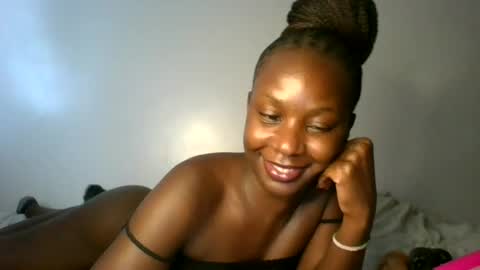 Snapshot of naughty_jee chatting on 07.14.26 jee online show from 07.14.26