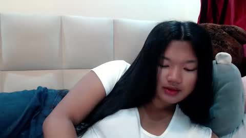 Snapshot of naughty_kate18 chatting on 10.20.25 KATE online show from 10.20.25