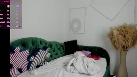 Maria  online show from 11.28.25