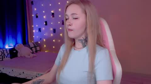Snapshot of naughty_mablee chatting on 06.24.26 Mable online show from 06.24.26