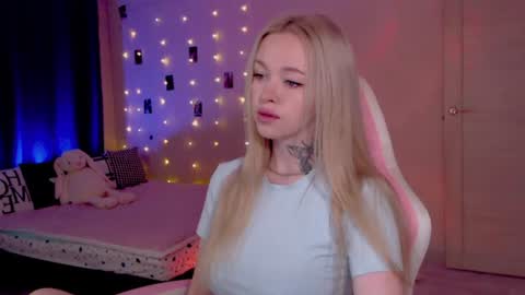 Snapshot of naughty_mablee chatting on 07.08.26 Mable online show from 07.08.26