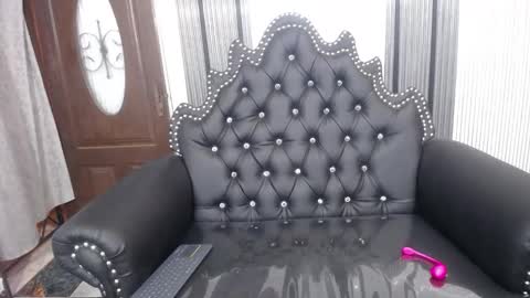 Snapshot of naughty_milf_esmeralda chatting on 01.16.26 ESMERALDA online show from 01.16.26