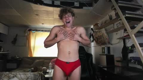 Snapshot of naughty_nik43 chatting on 09.23.25 Nik online show from 09.23.25