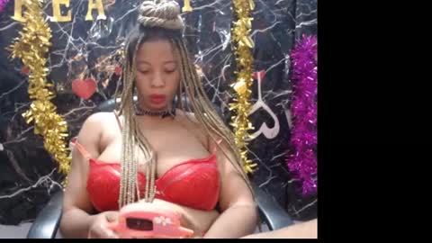 Snapshot of naughty_xxbunny chatting on 02.03.25 beauty online show from 02.03.25