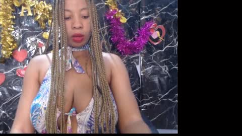 Snapshot of naughty_xxbunny chatting on 02.05.25 beauty online show from 02.05.25