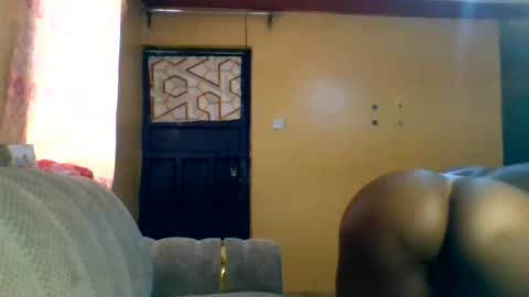Snapshot of naughtyaura_ebony chatting on 07.03.26 Bree doll online show from 07.03.26