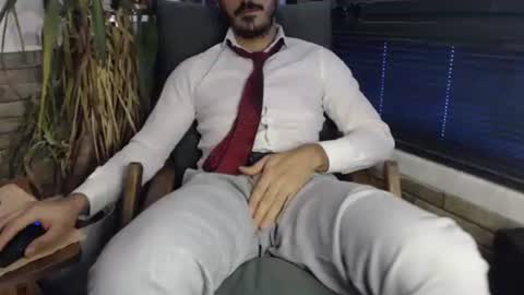 Snapshot of naughtyb00yy chatting on 01.23.25 naughty pervert masterboy online show from 01.23.25