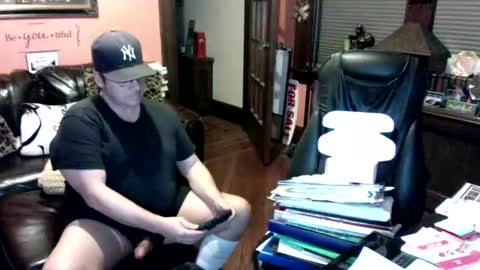 Snapshot of naughtybone chatting on 12.30.24 naughtybone online show from 12.30.24