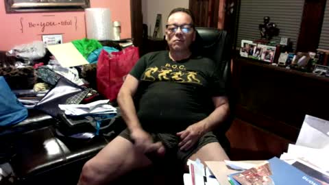 Snapshot of naughtybone chatting on 09.20.25 naughtybone online show from 09.20.25
