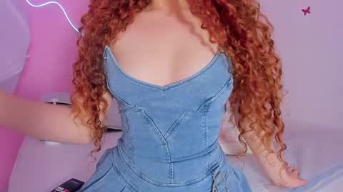 Snapshot of naughtybrave11 chatting on 02.21.25 brasweet online show from 02.21.25