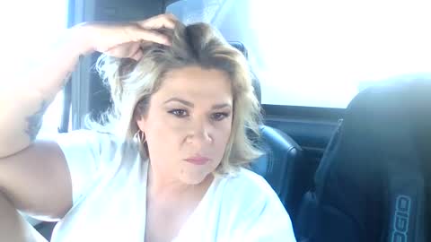 Naughtycouple2026 online show from 04.15.26