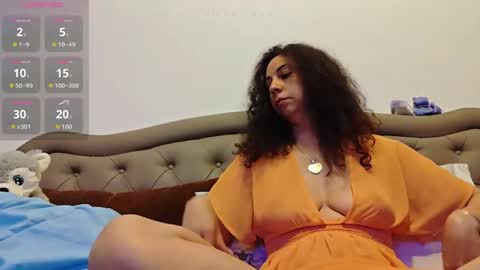 naughtycurls2026 online show from 05.18.26
