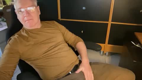 naughtydaddyla online show from 12.14.25