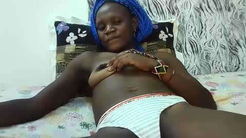 Snapshot of naughtylisah chatting on 10.16.25 naughtylisah online show from 10.16.25