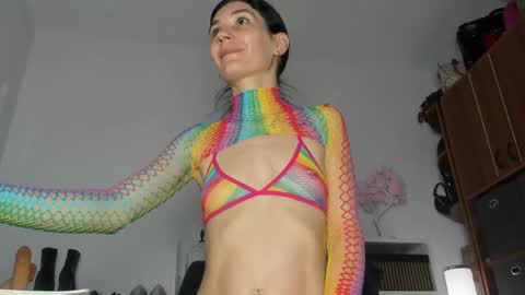 Cassie -  online show from 04.23.26