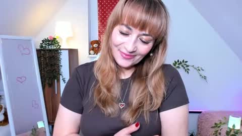 Snapshot of naughtymilane chatting on 10.22.25 Milana - on air every day except Wednesday from 9 pm to 4 am European time online show from 10.22.25