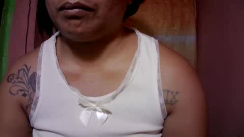 Snapshot of naughtymom_33 chatting on 01.08.26 naughtymom_33 online show from 01.08.26