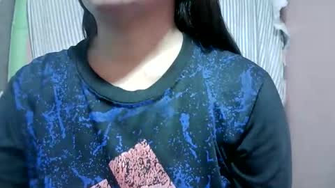 Snapshot of naughtymom_33 chatting on 02.09.26 naughtymom_33 online show from 02.09.26