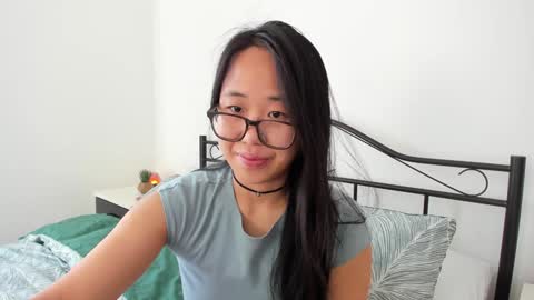 Gigi Chu  online show from 02.03.25