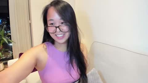 Gigi Chu  online show from 02.20.25