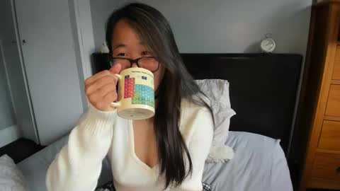 Gigi Chu  online show from 10.01.25