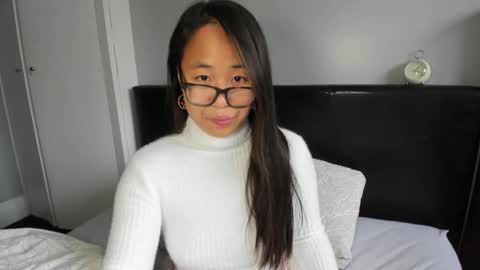 Gigi Chu  online show from 10.18.25