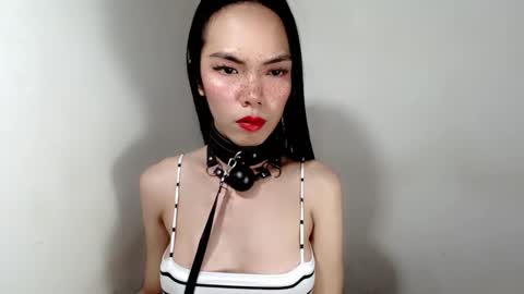 Snapshot of naughtypetiteangel chatting on 01.18.26 naughtypetiteangel online show from 01.18.26