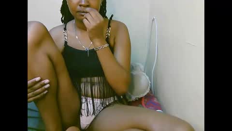 naughtyqueen online show from 11.17.25