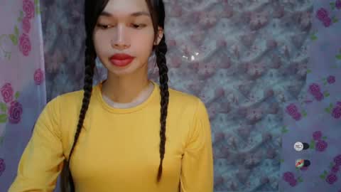 Snapshot of naughtysunshinepinay chatting on 07.12.26 Celine online show from 07.12.26