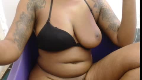 Snapshot of naughtyxpussyx chatting on 01.19.26 naughtyxpussyx online show from 01.19.26