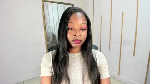 Nayaris 3 online show from 09.29.25