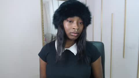 Nayaris 3 online show from 05.15.26