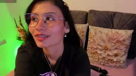 Naye  online show from 07.10.26