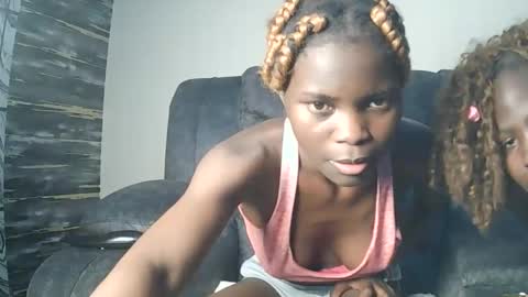 nayela_ online show from 03.06.26