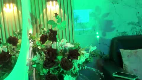 Nayla  online show from 12.02.25