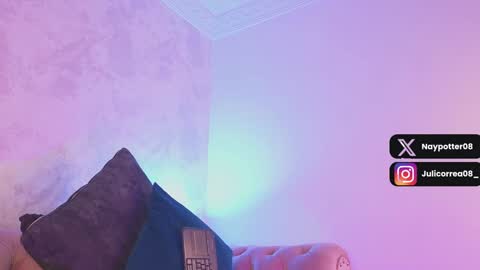 Snapshot of naylapot_ chatting on 02.01.25 Juli online show from 02.01.25