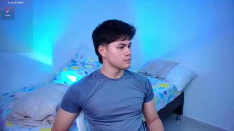 Snapshot of nayton_and_lex chatting on 02.11.26 Naytoon online show from 02.11.26