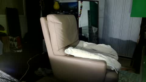 Snapshot of ndulgenetfun chatting on 01.11.25 Hi Im CJ online show from 01.11.25