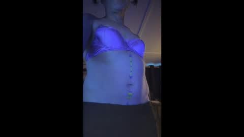 Snapshot of ndulgenetfun chatting on 10.19.25 Hi Im CJ online show from 10.19.25