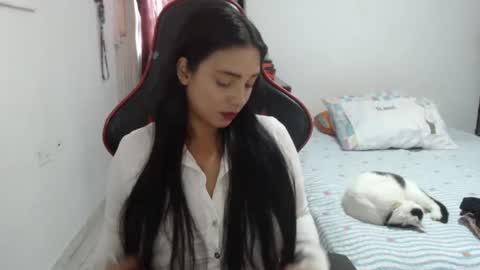 Snapshot of nebyula_star chatting on 02.05.25 Nebyula online show from 02.05.25