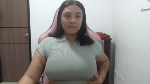 Snapshot of nebyula_star chatting on 11.23.25 Nebyula online show from 11.23.25