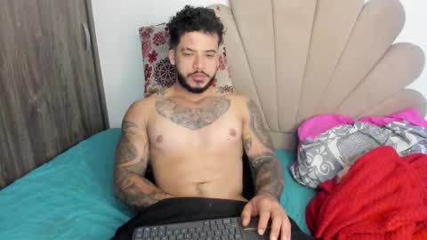 Snapshot of neeii chatting on 10.25.25 Nei turn green online show from 10.25.25