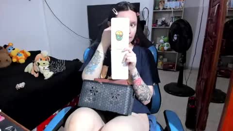 Geek Nicole    im Neeko UwU online show from 05.27.26