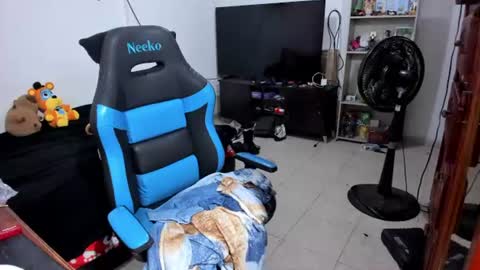 Geek Nicole    im Neeko UwU online show from 06.24.26