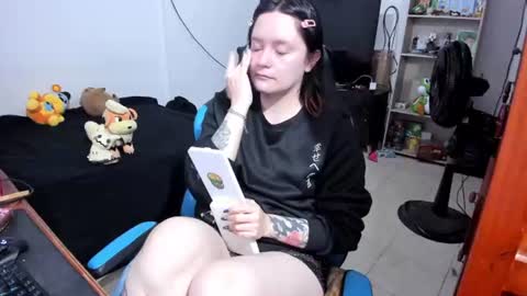 Geek Nicole    im Neeko UwU online show from 07.05.26