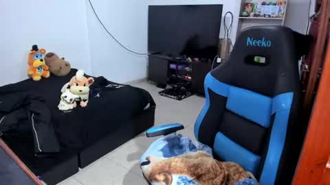Geek Nicole    im Neeko UwU online show from 07.07.26