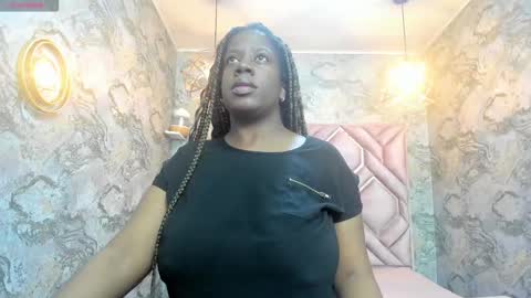 Nefer  online show from 10.15.25