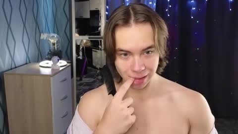 Snapshot of neganxxl chatting on 10.12.25 Negan online show from 10.12.25