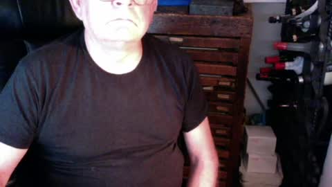 Snapshot of negnilret62 chatting on 07.25.26 negnilret62 online show from 07.25.26